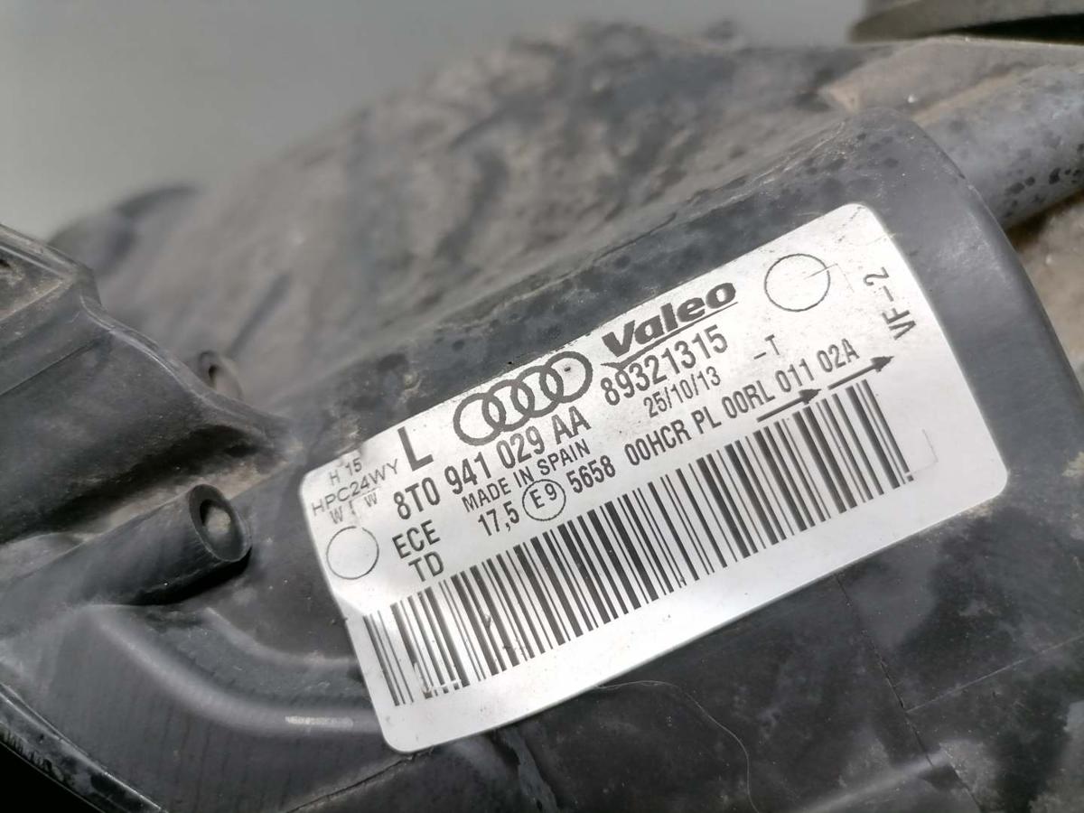 Audi A5 8T original Scheinwerfer vorn links Halogen Bj.2009